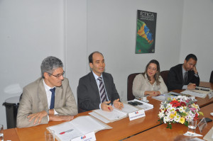 Fotos- Angelino de Jesus OAB-BA - Mesa permanente de Articul+º+úo 23-05-2013   (10)