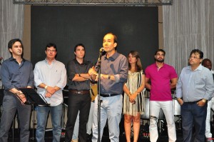 10834066_10205516369578377_1212048263_n