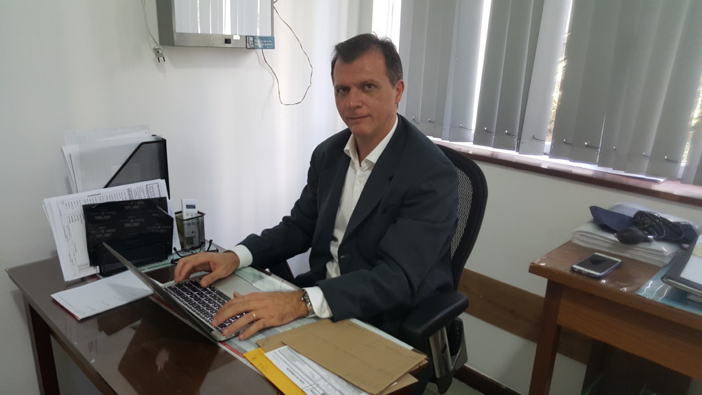 Entrevista com infectologista referência esclarece dúvidas sobre a H1N1