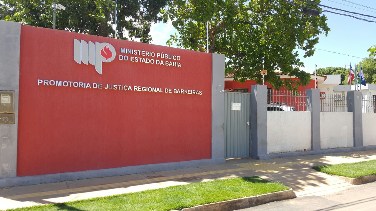 Presidente da Ampeb visita regional de Barreiras