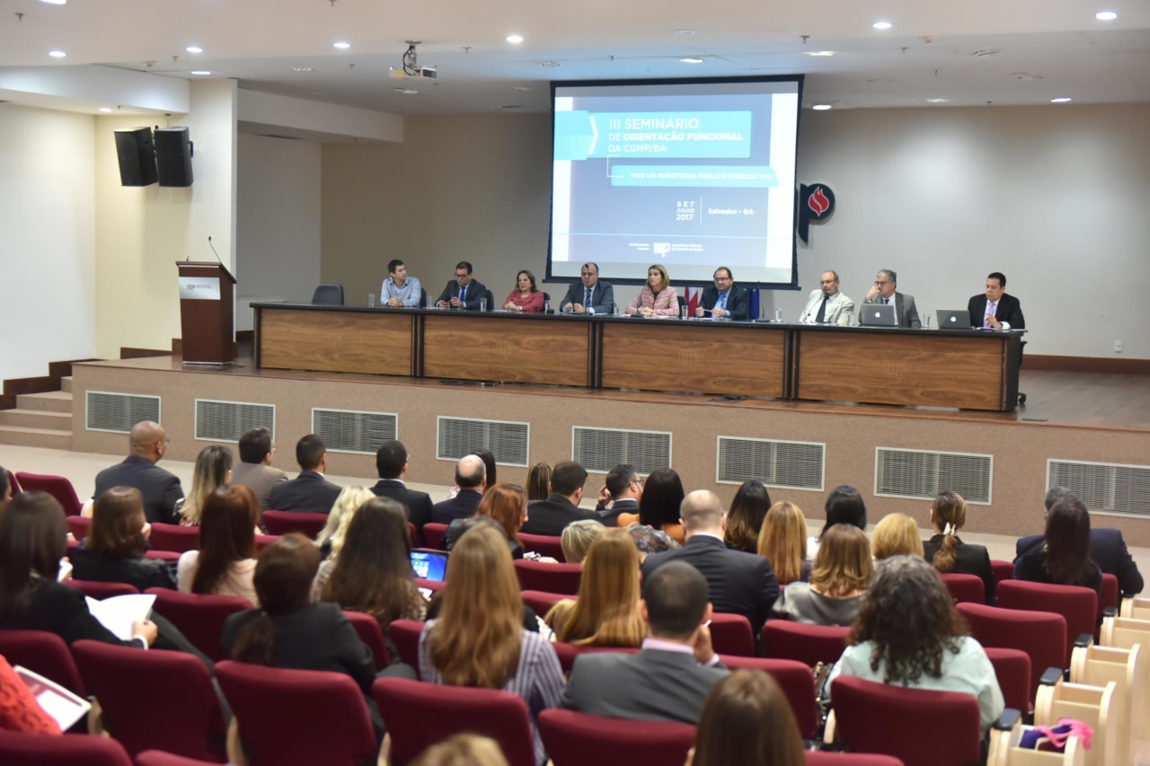 Ampeb participa de abertura do III Seminário de Orientação Funcional da Corregedoria do MP-BA