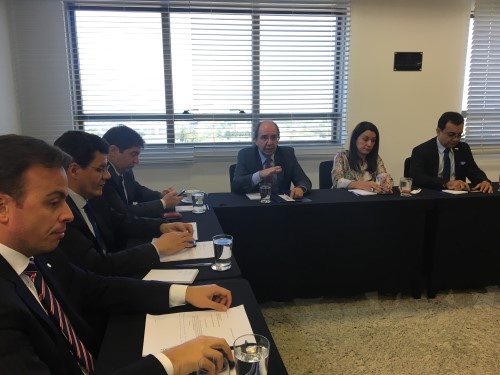 Extrateto e valorização por tempo de serviço é pauta de reunião da Frentas