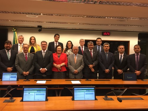 Presidente da CONAMP defende teto remuneratório durante audiência pública