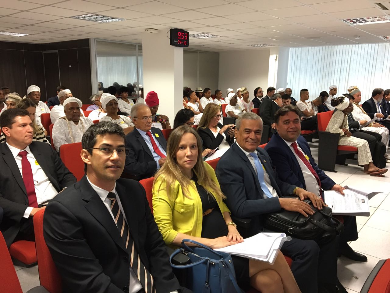 Ampeb acompanha processos de interesse dos associados em Brasília