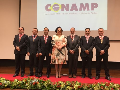 CONAMP realiza cerimônia de entrega da Medalha da Ordem do Mérito