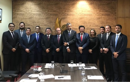 Frentas traça estratégias sobre recomposição salarial e auxílio-moradia