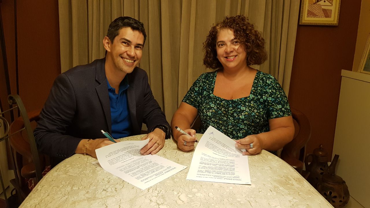 Ampeb firma parceria com as Escolas do MP Online
