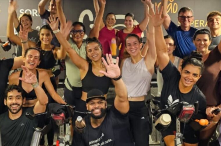 Associados da AMPEB participam de Aulão de Fitbike com energia e disposição