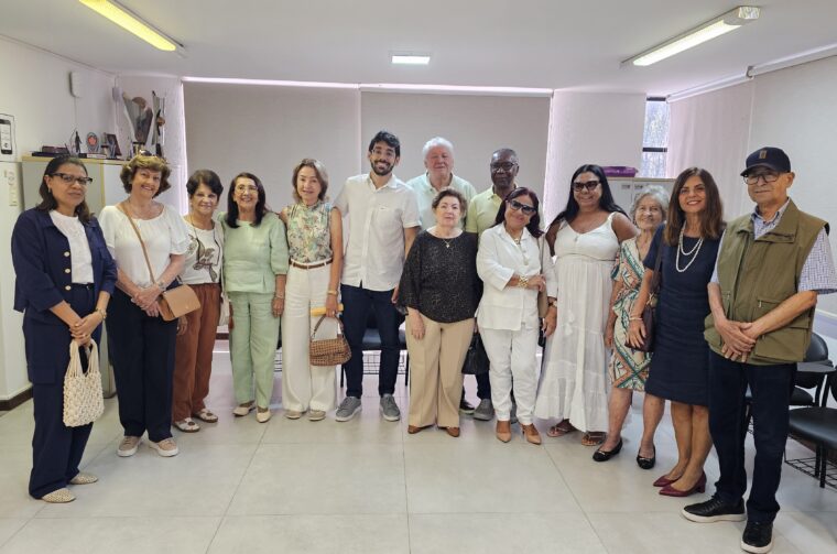 “Momento é de esperança”, diz procurador aposentado José Marinho após reunião da AMPEB