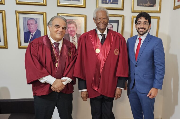 AMPEB marca presença em homenagem a Edvaldo Brito, referência do Direito brasileiro