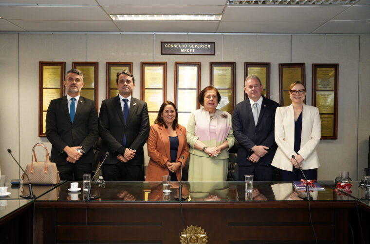 Norma Cavalcanti é eleita coordenadora da Comissão de Mulheres da CONAMP