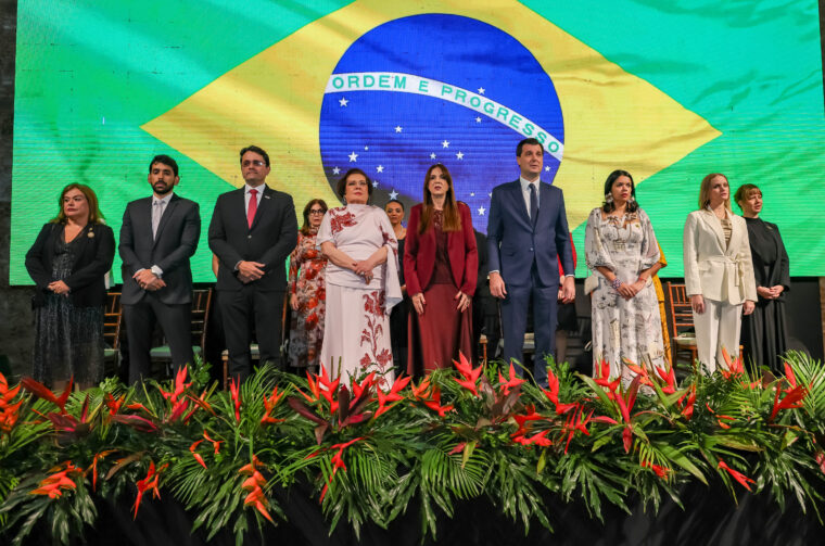 Abertura do 3º CONAMP Mulher reúne autoridades e celebra heroínas da Bahia